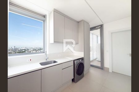 3_photo/94dce3c40d.2d642d9afa3a6882-ATLAS-2558b0e6-b6f4-467b-8d3b-4f6024f6cd2a.jpg de apartamento para alugar com 4 quartos, 246m² em Campina do Siqueira, Curitiba