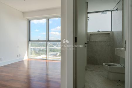 8_photo/94dce3c40d.5b63f18bcccc212e-ATLAS-8be7a7b8-645d-4d1a-a83d-303975beb2f9.jpg de apartamento à venda com 4 quartos, 245m² em Campina do Siqueira, Curitiba