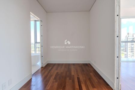 40_photo/94dce3c40d.5b63f18bcccc212e-ATLAS-aea5fdc1-0ed4-43c2-8e55-6e24843dfccc.jpg de apartamento à venda com 4 quartos, 245m² em Campina do Siqueira, Curitiba