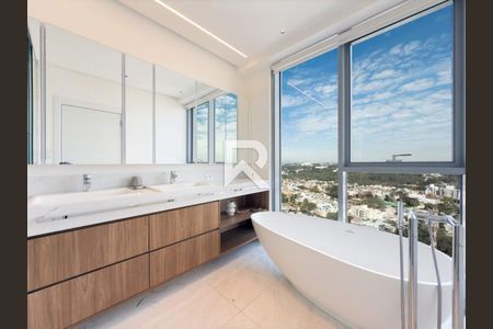 16_photo/94dce3c40d.b80082f2bc602adf-ATLAS-b4f8e9c1-2187-4af2-8bf1-8ac5ae9ad7c7.jpg de apartamento à venda com 4 quartos, 246m² em Campina do Siqueira, Curitiba