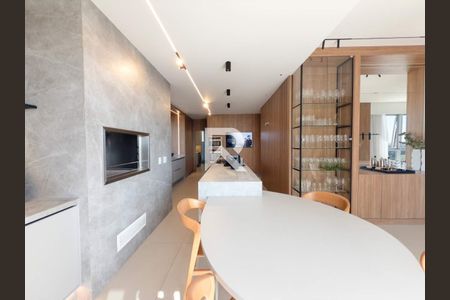 3_photo/94dce3c40d.b80082f2bc602adf-ATLAS-f01acd2a-04dd-4c91-b76d-26885b50e916.jpg de apartamento à venda com 4 quartos, 246m² em Campina do Siqueira, Curitiba