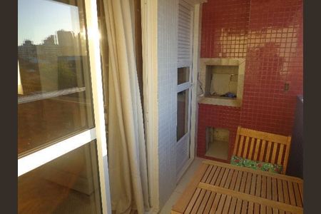 11_photo/94dce3c635.1bc1ae79bcea3325-ATLAS-dd4d66fd-de2c-4c00-bf42-07516db4d77e.jpg de apartamento para alugar com 2 quartos, 50m² em Seminário, Curitiba