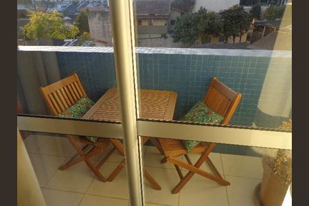 8_photo/94dce3c635.1bc1ae79bcea3325-ATLAS-fac1826f-95c5-4be5-a43e-6a719b0158a3.jpg de apartamento para alugar com 2 quartos, 50m² em Seminário, Curitiba