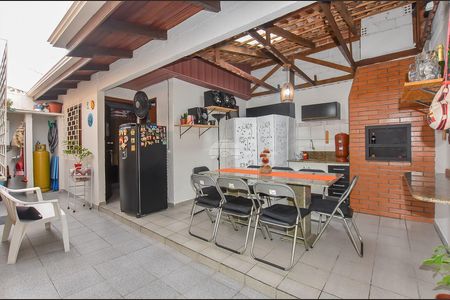 10_photo/94dce3c637.ec7180ed9404f823-ATLAS-e76d8e03-5b1f-4aa2-bcb6-43081899ad8b.jpg de casa à venda com 4 quartos, 113m² em Seminário, Curitiba