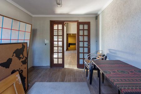 3_photo/94dce3c6e1.8cc1b0317e58a656-ATLAS-1491d04c-958e-4a96-8d43-ae48fcbd9ab6.jpg de casa à venda com 3 quartos, 255m² em Campina do Siqueira, Curitiba