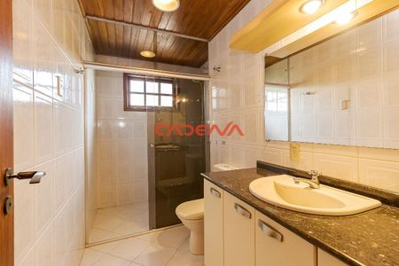 7_photo/94dce3c6e1.8cc1b0317e58a656-ATLAS-3d846e16-43b5-4813-bf54-d8e1fa395b4a.jpg de casa à venda com 3 quartos, 254m² em Campina do Siqueira, Curitiba