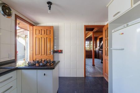 7_photo/94dce3c6e1.8cc1b0317e58a656-ATLAS-9ddc61cd-4aa7-4a2b-86d4-59faa406fb8b.jpg de casa à venda com 3 quartos, 255m² em Campina do Siqueira, Curitiba