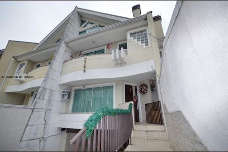 4_photo/94dce3c723.760d7ecec936a2b8-ATLAS-99b8e797-1db7-416d-97ec-48fa86edd830.jpg de casa à venda com 4 quartos, 243m² em Campina do Siqueira, Curitiba