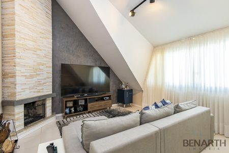 4_photo/94dce3c733.f0d246bad4da1cd5-ATLAS-0c76c6b4-74c5-4fbd-819f-aa98178b00e3.jpg de casa à venda com 4 quartos, 215m² em Campina do Siqueira, Curitiba