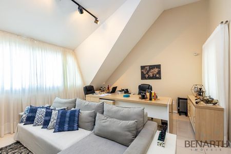 24_photo/94dce3c733.f0d246bad4da1cd5-ATLAS-bae9b1f6-8f80-46ac-81b2-6d2276c1356f.jpg de casa à venda com 4 quartos, 215m² em Campina do Siqueira, Curitiba