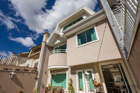 42_photo/94dce3c733.f0d246bad4da1cd5-ATLAS-d5e737c2-9958-437b-aefc-8ad71004077a.jpg de casa à venda com 4 quartos, 215m² em Campina do Siqueira, Curitiba