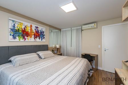 15_photo/94dce3c733.f0d246bad4da1cd5-ATLAS-daf69d9c-a21a-41c0-a081-5f26f788b657.jpg de casa à venda com 4 quartos, 215m² em Campina do Siqueira, Curitiba