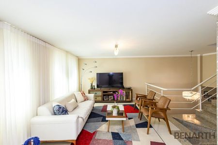 4_photo/94dce3c733.f0d246bad4da1cd5-ATLAS-ef439bf1-c208-4a57-917f-a8996f882e3d.jpg de casa à venda com 4 quartos, 215m² em Campina do Siqueira, Curitiba