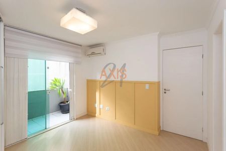 12_photo/94dce3c73b.751bca41ac608a7d-ATLAS-70328d33-352d-41f9-8927-fa0c18b4f6a6.jpg de casa à venda com 3 quartos, 212m² em Campina do Siqueira, Curitiba