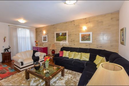 2_photo/94dce3c763.c06c3c5dbfc3661b-ATLAS-92819030-4051-4e82-adb2-5cb98637afae.jpg de casa à venda com 5 quartos, 280m² em Campina do Siqueira, Curitiba