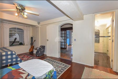 9_photo/94dce3c763.c06c3c5dbfc3661b-ATLAS-e962e761-bd83-4c31-9b27-0116c7e6fa9e.jpg de casa à venda com 5 quartos, 280m² em Campina do Siqueira, Curitiba