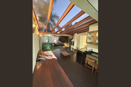 12_photo/94dce3c865.04c16ff0d284adb7-ATLAS-c69e026b-88a3-45d6-9b63-8630bfe87cb6.jpg de casa à venda com 3 quartos, 173m² em Campina do Siqueira, Curitiba