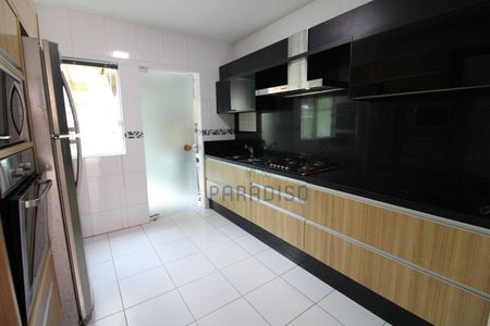 11_photo/94dce3c865.ce88d5e3252903d7-ATLAS-eaf5ec13-35c3-493f-86f3-c5aeca8bc8b0.jpg de casa à venda com 3 quartos, 154m² em Campina do Siqueira, Curitiba