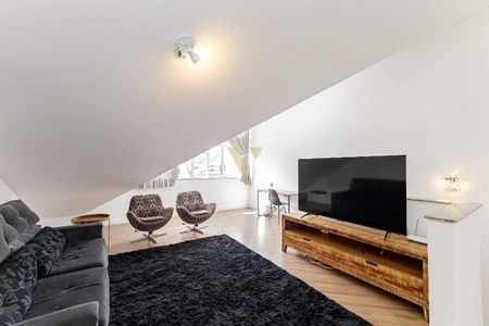 3_photo/94dce3c8a5.1ec89c7cbdfc8b9a-ATLAS-0845ede2-8ffb-4eb4-990e-c3c278734ab6.jpg de casa à venda com 4 quartos, 185m² em Campina do Siqueira, Curitiba