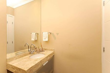 2_photo/94dce3c8a5.1ec89c7cbdfc8b9a-ATLAS-19fcc100-8dc8-4bcb-9bc7-f77e171530ed.jpg de casa à venda com 4 quartos, 185m² em Campina do Siqueira, Curitiba