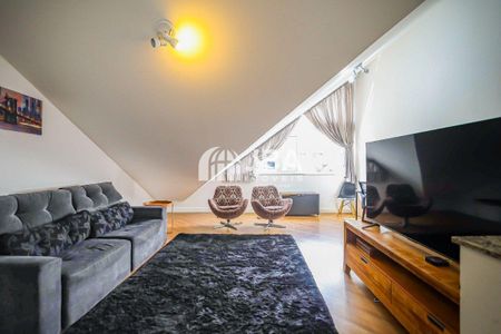 23_photo/94dce3c8a5.1ec89c7cbdfc8b9a-ATLAS-4eacb43e-7525-48aa-9173-7f489ad62f91.jpg de casa à venda com 0 quarto, 185m² em Campina do Siqueira, Curitiba