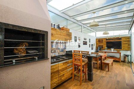 9_photo/94dce3c8a5.1ec89c7cbdfc8b9a-ATLAS-9cc288f2-2528-4385-b481-8c85137d4b76.jpg de casa à venda com 0 quarto, 185m² em Campina do Siqueira, Curitiba