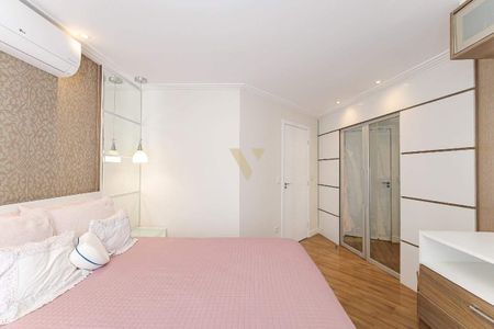 6_photo/94dce3c8a5.1ec89c7cbdfc8b9a-ATLAS-d3fc039e-788a-41ec-b59b-6c79e310e5ab.jpg de casa à venda com 4 quartos, 185m² em Campina do Siqueira, Curitiba