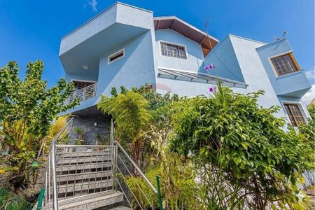 2_photo/94dce3c8c9.f469cfda097b0aa9-ATLAS-dc382e08-df50-4138-b4a1-3d6068cb72d4.jpg de casa à venda com 4 quartos, 381m² em Campina do Siqueira, Curitiba