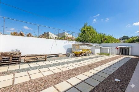 10_photo/94dce3c8c9.f469cfda097b0aa9-ATLAS-fabd20c5-5ced-48c3-b6dd-0c67bdb00d2c.jpg de casa à venda com 4 quartos, 381m² em Campina do Siqueira, Curitiba