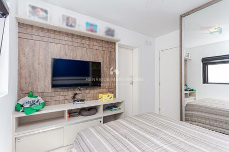 34_photo/94dce3c8d1.51999c4674fcdd34-ATLAS-5d4aba37-0da1-4218-9d2f-0e22f29ad2f3.jpg de casa à venda com 3 quartos, 182m² em Campina do Siqueira, Curitiba