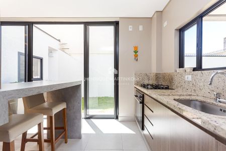 24_photo/94dce3c8d1.51999c4674fcdd34-ATLAS-6461a6eb-af99-48a7-b040-bf67647ee3e1.jpg de casa à venda com 3 quartos, 182m² em Campina do Siqueira, Curitiba