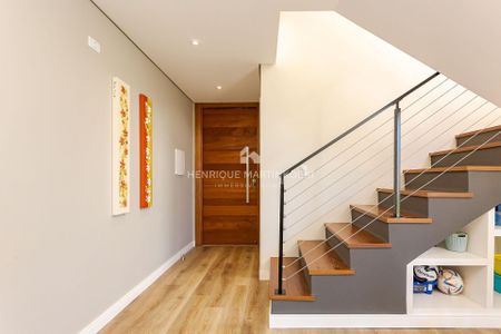 49_photo/94dce3c8d1.51999c4674fcdd34-ATLAS-904d9cbf-8f43-432a-a4e1-10b84de35b54.jpg de casa à venda com 3 quartos, 182m² em Campina do Siqueira, Curitiba