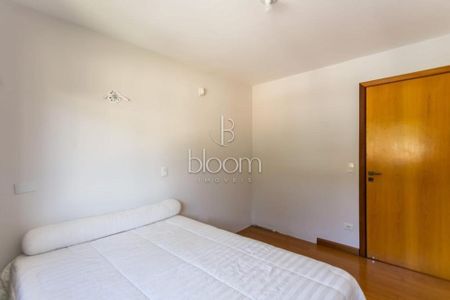 12_photo/94dce3caab.e55d5649294f0132-ATLAS-57e96158-3644-4ecf-8466-b2d3ba8fa8a8.jpg de casa à venda com 3 quartos, 278m² em Campo Comprido, Curitiba