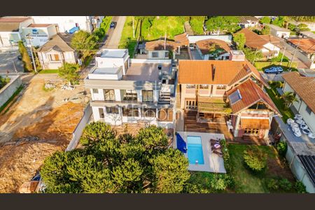 34_photo/94dce3caab.e55d5649294f0132-ATLAS-7150b78f-d82d-4ac0-a4ae-0786b540eceb.jpg de casa à venda com 3 quartos, 278m² em Campo Comprido, Curitiba