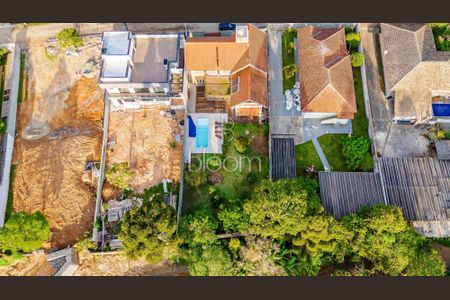 36_photo/94dce3caab.e55d5649294f0132-ATLAS-ed6d31fc-d89a-4bb8-a63f-dc70b77fee39.jpg de casa à venda com 3 quartos, 278m² em Campo Comprido, Curitiba