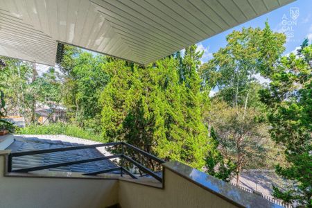 35_photo/94dce3cb17.7a37549eceeba21f-ATLAS-4a4dc8ed-b718-4bed-814e-3ac6fea32e76.jpg de casa à venda com 6 quartos, 353m² em Mossunguê, Curitiba