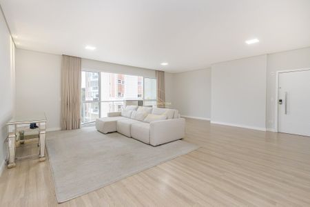 10_photo/94dce3cbcf.56f87905458f71eb-ATLAS-3aba9038-6b01-42c8-80c5-70959e6ea9b7.jpg de apartamento à venda com 4 quartos, 185m² em Mossunguê, Curitiba