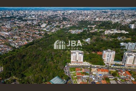 8_photo/94dce3cbe7.4ecd14d874f51e57-ATLAS-217c0b5a-07a3-414c-bf2f-26ed4c2e8543.jpg de casa à venda com 3 quartos, 196m² em Mossunguê, Curitiba