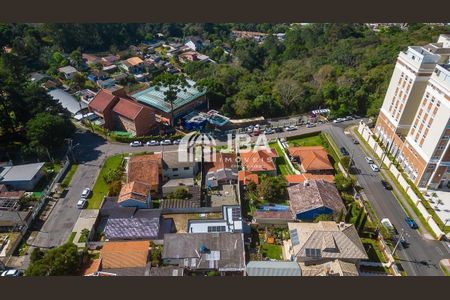 47_photo/94dce3cbe7.4ecd14d874f51e57-ATLAS-d49f3d17-dab6-4ba7-997d-ac53a9348d44.jpg de casa à venda com 3 quartos, 196m² em Mossunguê, Curitiba
