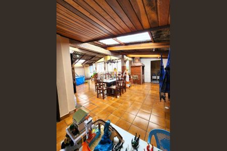14_photo/94dce3cbe7.4ecd14d874f51e57-ATLAS-fb88e691-9eb0-4355-8ab8-5adadb3a5224.jpg de casa à venda com 3 quartos, 196m² em Mossunguê, Curitiba