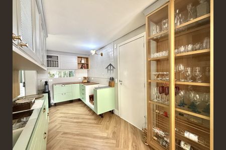 4_photo/94dce3cc25.ba73f6e341b02f05-ATLAS-df3dbfe8-93f1-45ba-8e86-fb9bb03c02fa.jpg de apartamento à venda com 3 quartos, 114m² em Mossunguê, Curitiba