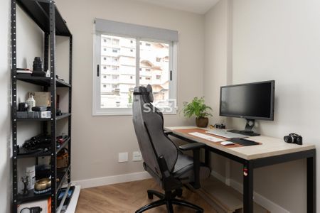 18_photo/94dce3cc25.eccb6ab394347ece-ATLAS-7f9f6a82-d6ea-47ed-a137-4a76a96ad60b.jpg de apartamento à venda com 3 quartos, 224m² em Mossunguê, Curitiba