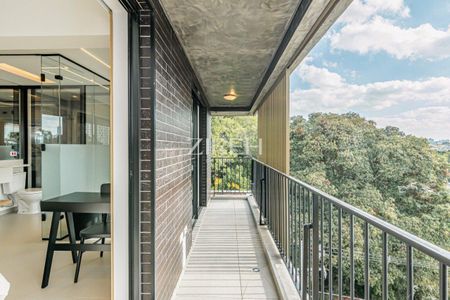 2_photo/94dce3cc71.451c757b49f33320-ATLAS-e6c0f575-43a3-4f2e-bcd2-e884e9473153.jpg de apartamento à venda com 1 quarto, 73m² em Mossunguê, Curitiba