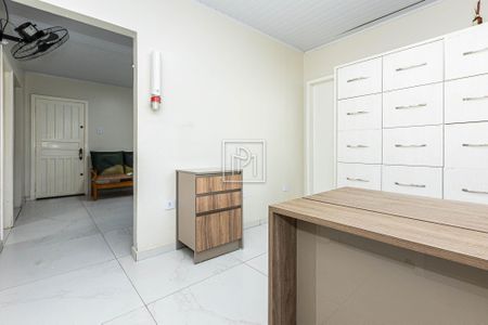 6_photo/94dce3ccf5.555cfb085d5244b0-ATLAS-e65f8173-105b-4317-90f8-31aa1afdefef.jpg de casa à venda com 3 quartos, 141m² em Mossunguê, Curitiba