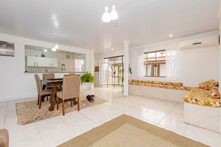 3_photo/94dce3ccf7.11465fd8a6d63c16-ATLAS-61cfc80b-b323-4bef-b096-96b6178b9d4d.jpg de casa à venda com 3 quartos, 274m² em Mossunguê, Curitiba