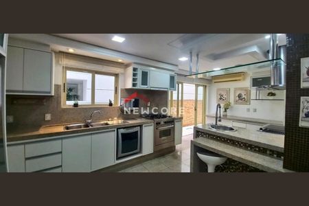 11_photo/94dce3cd01.d9d71548994f30d8-ATLAS-339f6036-25dc-4083-9eec-e5ad33d8d460.jpg de casa de condomínio à venda com 4 quartos, 515m² em Mossunguê, Curitiba