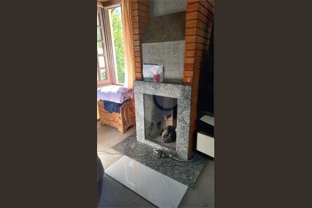 3_photo/94dce3cd19.f14d7a494a64fc38-ATLAS-27e1d4f4-1e1f-4919-9441-8cb13e2a3d6c.jpg de casa à venda com 4 quartos, 216m² em Mossunguê, Curitiba