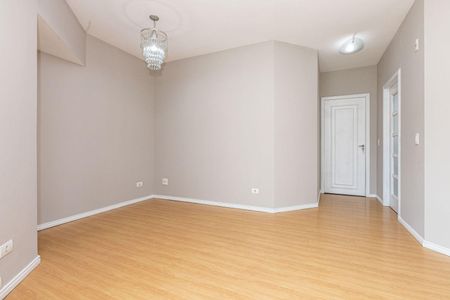 32_photo/94dce3cd51.bd7fbc3b4d60bcd2-ATLAS-632f08e0-dc9b-4bc6-964f-6763e470d6d1.jpg de apartamento à venda com 3 quartos, 100m² em Campina do Siqueira, Curitiba