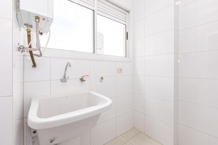 39_photo/94dce3cd51.bd7fbc3b4d60bcd2-ATLAS-a00bdb76-a1bd-4820-9130-018c1b6689d2.jpg de apartamento à venda com 3 quartos, 100m² em Campina do Siqueira, Curitiba