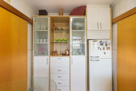 3_photo/94dce3cd5b.0525abac1259ffb1-ATLAS-c0e791d8-84c9-4ad1-8eae-0e9ef425df4a.jpg de apartamento à venda com 2 quartos, 97m² em Campina do Siqueira, Curitiba